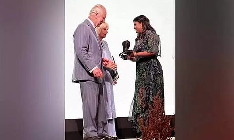 'தி எலிபெண்ட் விஸ்பரர்ஸ்' ஆவணப்பட இயக்குனருக்கு இங்கிலாந்து மன்னர் சார்லஸ் விருது