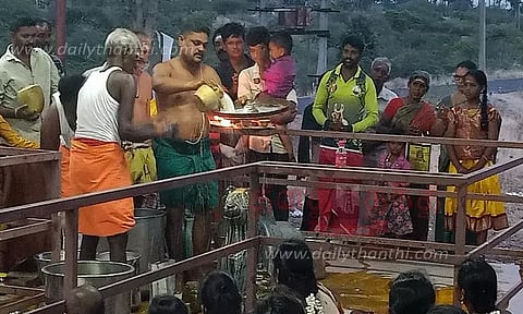 தோனீஸ்வரர் கோவிலில் சனி பிரதோஷ விழா