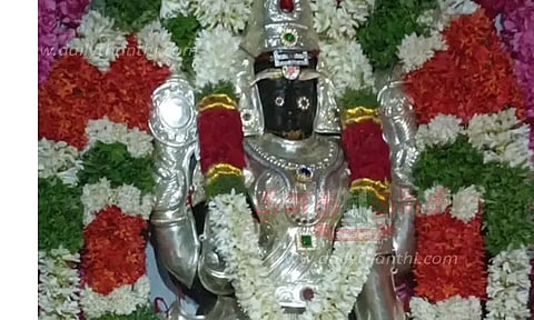 விஸ்வநாதர் கோவிலில் சனிப்பிரதோஷ வழிபாடு