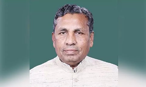 இந்த மாத இறுதிக்குள் பி.பி.எல். குடும்ப அட்டைதாரர்கள் அனைவருக்கும் பணம் வழங்கப்படும் - மந்திரி கே.எச்.முனியப்பா பேட்டி