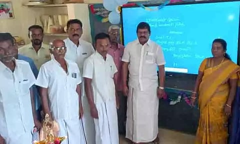 அரசு தொடக்கப்பள்ளிகளில் புதிய ஸ்மார்ட் வகுப்புகள்