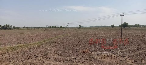 மேட்டூர் அணையில் குறைந்து வரும் நீர் மட்டம்