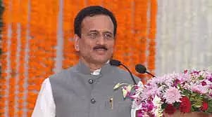 சரத்பவார் தான் விதைத்ததை அறுவடை செய்கிறார் - கிரிஷ் மகாஜன் கூறுகிறார்