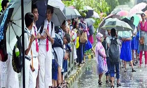 நீலகிரி மாவட்டத்தில் 4 தாலுகாக்களில் நாளை பள்ளிகளுக்கு விடுமுறை