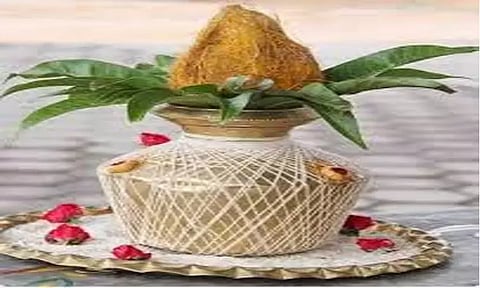 எட்டயபுரம் நடுவிற்பட்டியில் வழிவிடும் விநாயகர் கோவில் வருசாபிஷேகம்