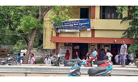 திருபுவனையில் மீண்டும் செயல்பட தொடங்கிய வட்டார போக்குவரத்து அலுவலகம்
