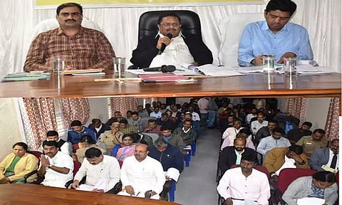 நீலகிரியில் தொடர் மழை: பேரிடர் மேலாண்மை ஆய்வு கூட்டம்