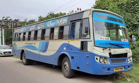 ரூ.17½ லட்சம் இழப்பீடு வழங்காததால் அரசு பஸ் ஜப்தி