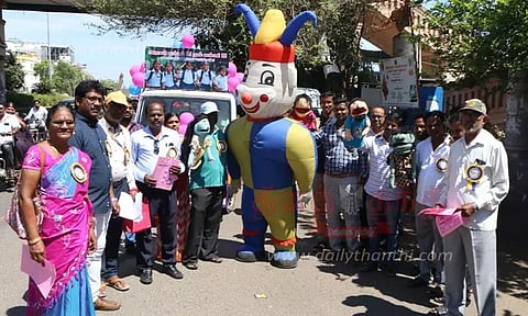 மாணவர் சேர்க்கை வலியுறுத்தி விழிப்புணர்வு ஊர்வலம்