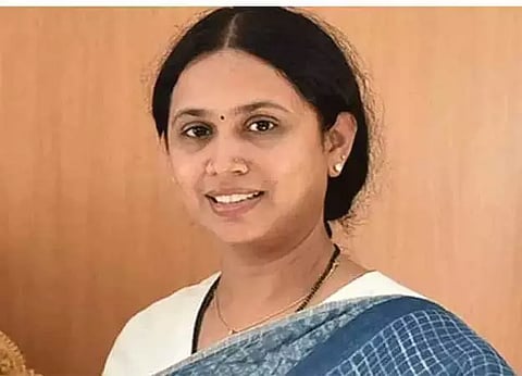 உடுப்பியில் கடல் அரிப்பை தடுக்க நிரந்தர தீர்வு மந்திரி லட்சுமி ஹெப்பால்கர் பேட்டி