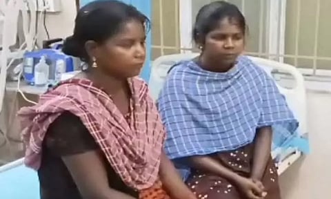 திருச்செந்தூர் பஸ் நிலையத்தில் டீசலை உடலில் ஊற்றி தீக்குளிக்க முயன்ற அக்காள்-தங்கையால் பரபரப்பு