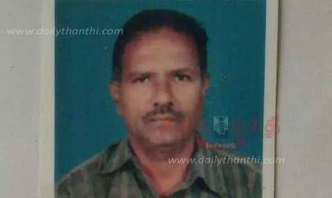 மோட்டார் சைக்கிள் மோதி கூட்டுறவு சங்க செயலாளர் பலி