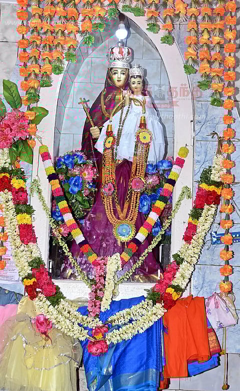 புனித பெரியநாயகி அன்னை ஆலய திருவிழா