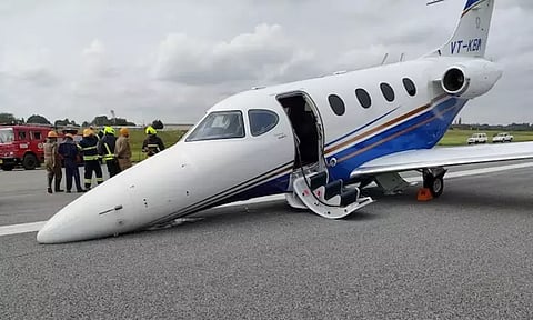 திடீர் தொழில்நுட்ப கோளாறு: அவசர அவசரமாக தரையிறங்கிய சிறிய ரக விமானம்