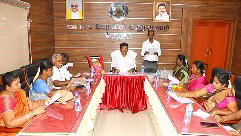 வேலூர் மாவட்ட ஊராட்சி குழு கூட்டம்