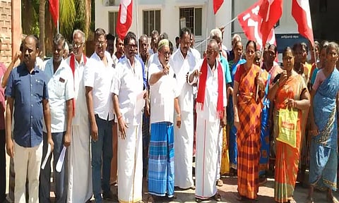 கோவில்பட்டியில் இந்திய கம்யூனிஸ்டு கட்சியினர் ஆர்ப்பாட்டம்