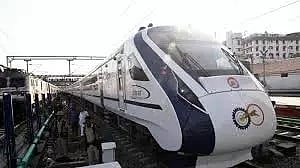 வந்தே பாரத் ரெயிலில் பயணிக்கு வழங்கப்பட்ட உணவில் நகம் - ஒப்பந்ததாரருக்கு ரூ.25 ஆயிரம் அபராதம்