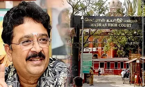 பெண் பத்திரிகையாளர்கள் குறித்த சர்ச்சை பேச்சு: எஸ்.வி. சேகரின் மனுக்களை தள்ளுபடி செய்தது சென்னை ஐகோர்ட்டு