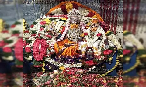 காளி கோவிலில் பூச்சொரிதல் விழா