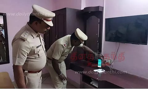 விடுதிகளில் ரகசிய கேமரா பொருத்தப்பட்டுள்ளதா?