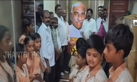 காமராஜரின் பிறந்தநாள்.. மும்பையில் டாக்டர் சிவந்தி ஆதித்தனார் நற்பணி மன்றம் சார்பில் கொண்டாட்டம்