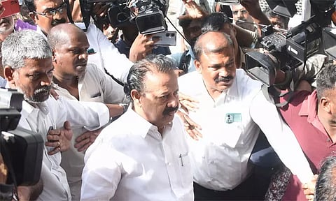 அமலாக்கத்துறையிடம் அமைச்சர் பொன்முடி 2-வது நாளாக ஆஜர்- பல மணி நேரமாக நீடிக்கும் விசாரணை