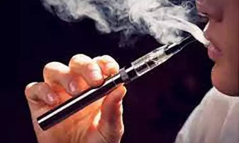 'மின் சிகரெட்' விற்பனை: 15 இணையதளங்களுக்கு மத்திய அரசு நோட்டீஸ்