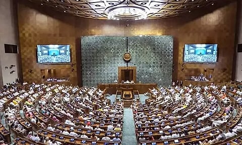 17 நாட்கள், 21 மசோதாக்கள்: பரபரப்பான அரசியல் சூழ்நிலையில் பாராளுமன்றம் நாளை கூடுகிறது...!