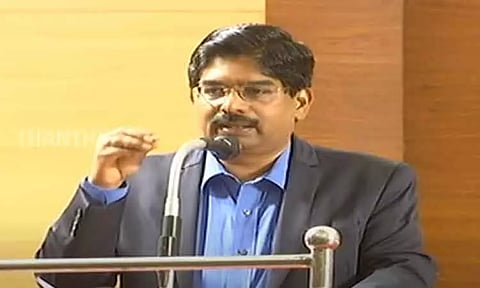 'பொது சிவில் சட்டம் மூலம் மக்களை மத்திய அரசு மிரட்டுகிறது' - தி.மு.க. எம்.பி. வில்சன்