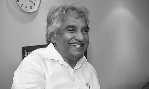 அரசு மரியாதையின்றி கேரள முன்னாள் முதல்- மந்திரி உம்மன்சாண்டியின் உடல் இன்று அடக்கம்..!