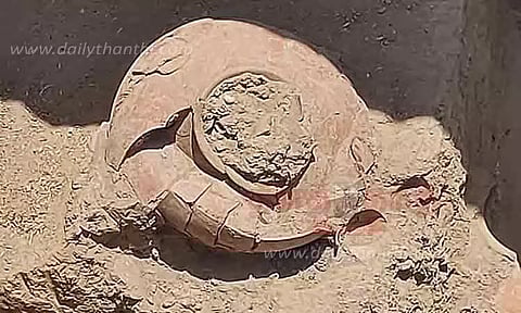 2 ஆயிரம் ஆண்டு பழமையான பானை கண்டெடுப்பு