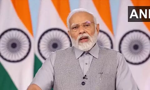 முந்தின காங்கிரஸ் அரசில் வங்கி துறை பேரழிவை சந்தித்தது: பிரதமர் மோடி