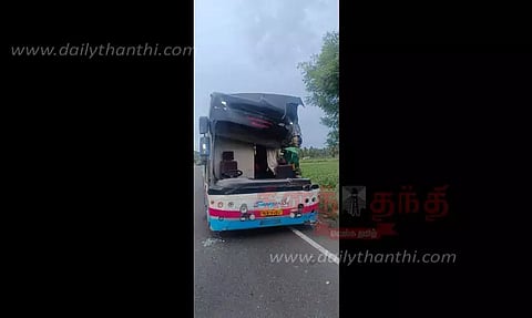 அரசு பஸ் மீது தனியார் பஸ் மோதல்; பயணிகள் உயிர் தப்பினர்