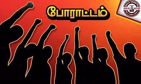 காக்களூரில் குடியிருப்பு பகுதியில் செல்போன் கோபுரம் அமைக்க பொதுமக்கள் எதிர்ப்பு