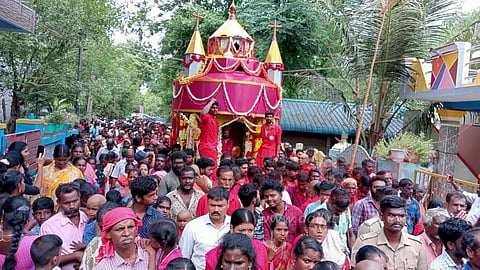 செயின்ட் ஜார்ஜ் புனித சந்தியாகப்பர் ஆலய தேர்பவனி