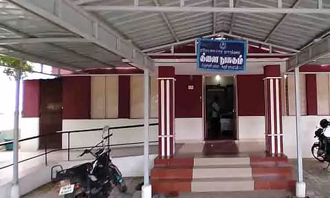 புதிய கட்டிடத்திற்கு மாற்றப்பட்ட கிளை நூலகம்