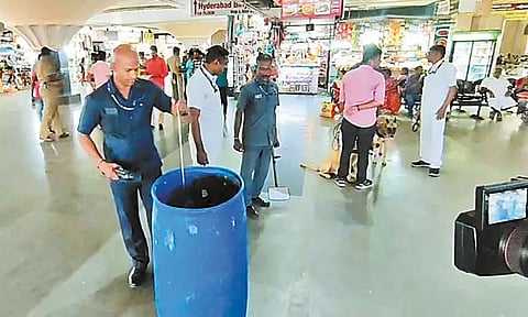 கோயம்பேடு பஸ் நிலையத்துக்கு வெடிகுண்டு மிரட்டல்