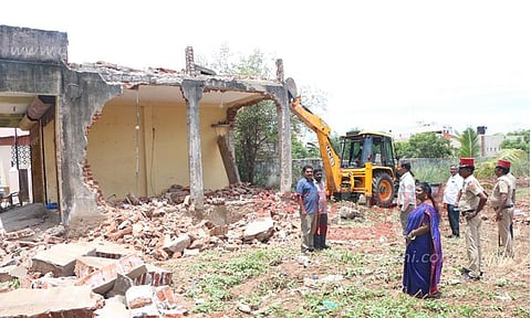 மகளிர் மேம்பாட்டு கழக ரூ.3 கோடி சொத்து மீட்பு