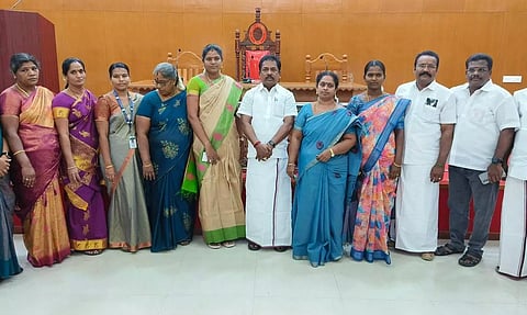 தி.மு.க. கவுன்சிலர்கள் உள்பட 9 பேர் போட்டியின்றி தேர்வு