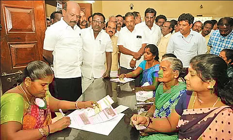 கலைஞர் மகளிர் உரிமை தொகை திட்டம்: சென்னையில் 3 நாட்களில் 2 லட்சம் விண்ணப்பங்கள் பதிவு