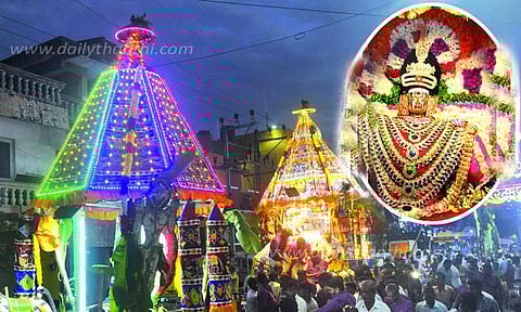 பொன்னு மாரியம்மன் கோவில் தேரோட்டம்