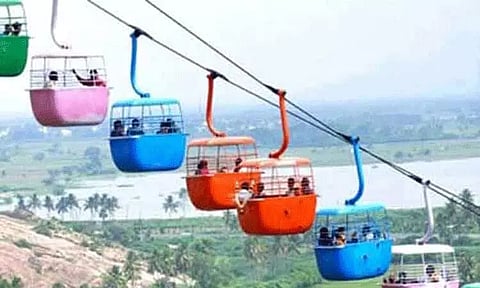 பழனி முருகன் மலைக்கோவிலில் ரோப்கார் சேவை தற்காலிக நிறுத்தம்..!