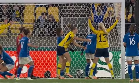 பெண்கள் உலகக் கோப்பை கால்பந்து: 5-0 என்ற கோல் கணக்கில் இத்தாலியை வீழ்த்தியது சுவீடன்