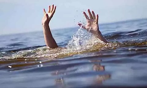 திருவாலங்காட்டில் கோவில் குளத்தில் மூழ்கி லாரி டிரைவர் சாவு