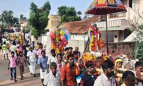 அய்யனார் கோவிலில் புரவி எடுப்பு விழா