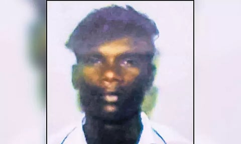 பெங்களூருவில் நடந்த நகை கொள்ளை வழக்கில், கைதான வாலிபர் தப்பி ஓட்டம்