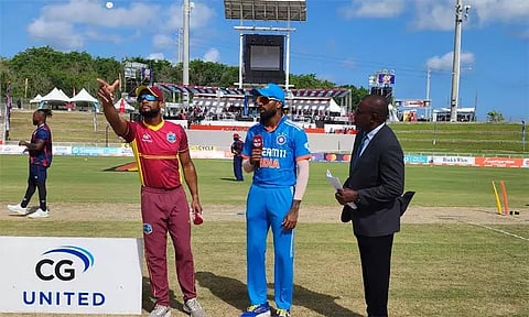 இந்தியாவுக்கு எதிரான கடைசி ஒருநாள் கிரிக்கெட் போட்டி: வெஸ்ட் இண்டீஸ் அணி பந்து வீச்சு தேர்வு