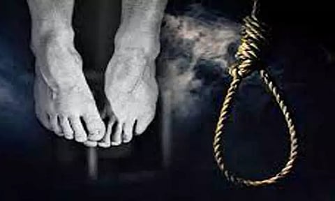 கோவில்பட்டியில் மூதாட்டி தூக்குபோட்டு தற்கொலை