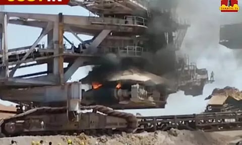 நெய்வேலி என்.எல்.சி.யில் தீ விபத்து..!