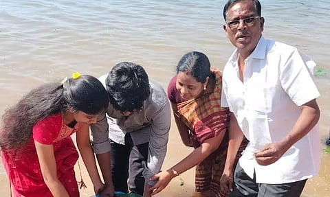 கொள்ளிடம் ஆற்றில் ஆடிப்பெருக்கு விழா கொண்டாட்டம்